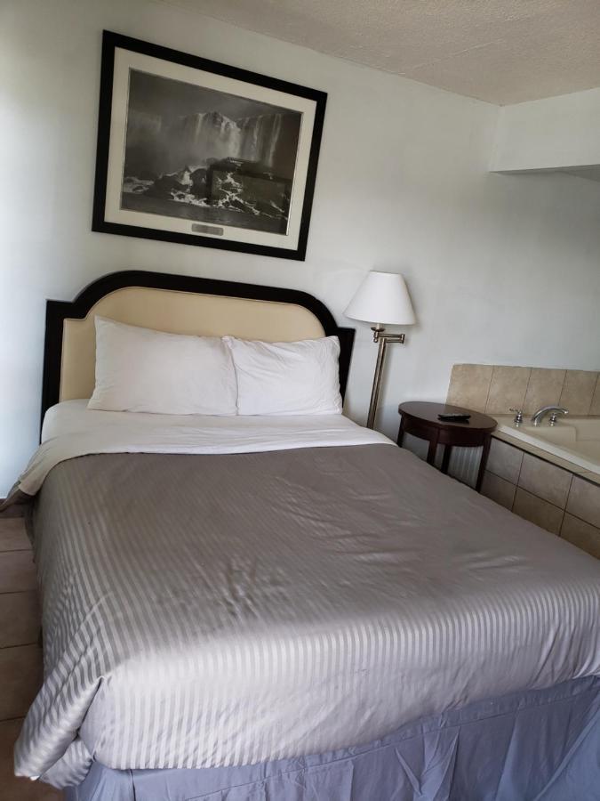 Niagara Falls Courtside Inn Екстериор снимка