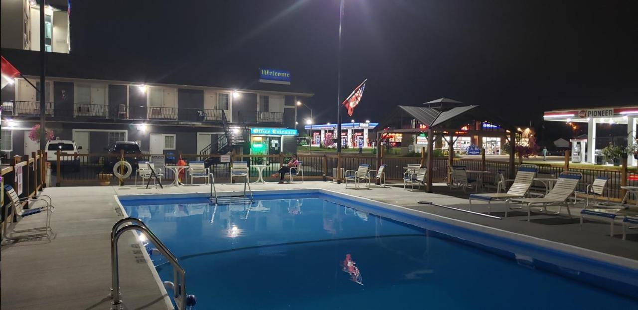 Niagara Falls Courtside Inn Екстериор снимка