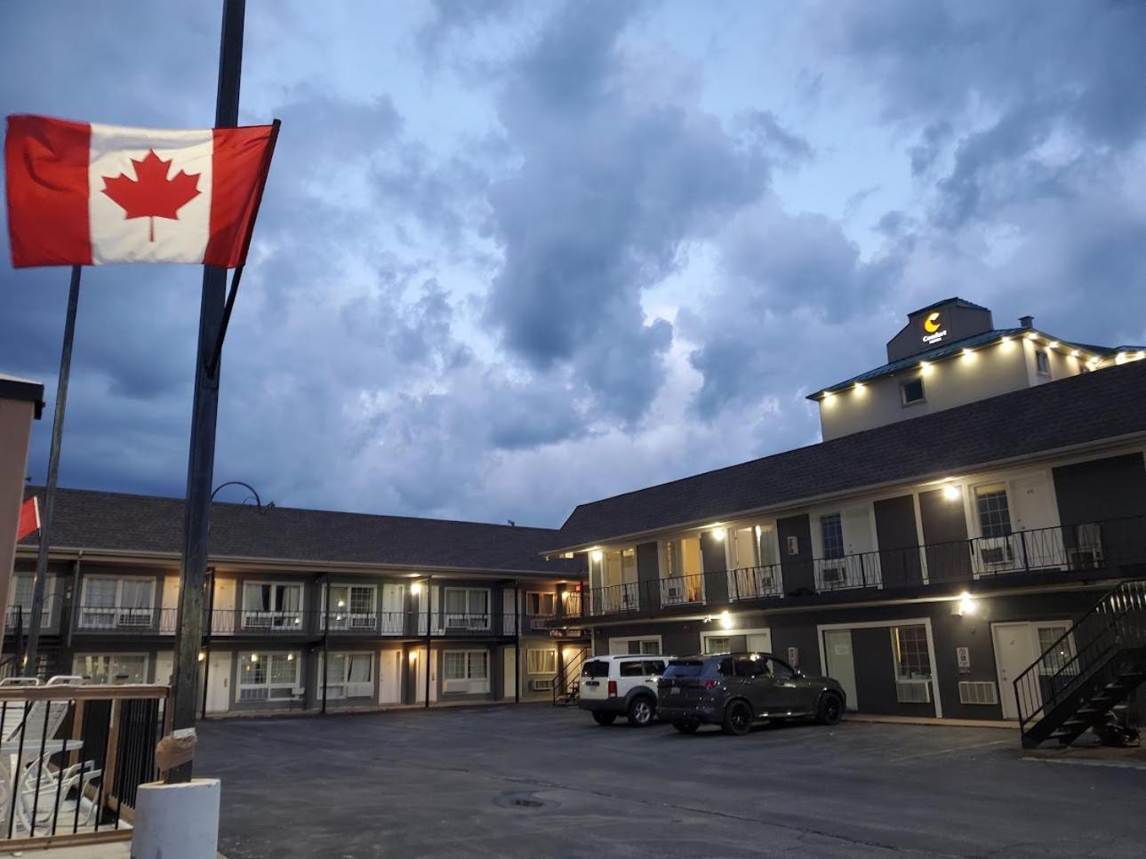Niagara Falls Courtside Inn Екстериор снимка