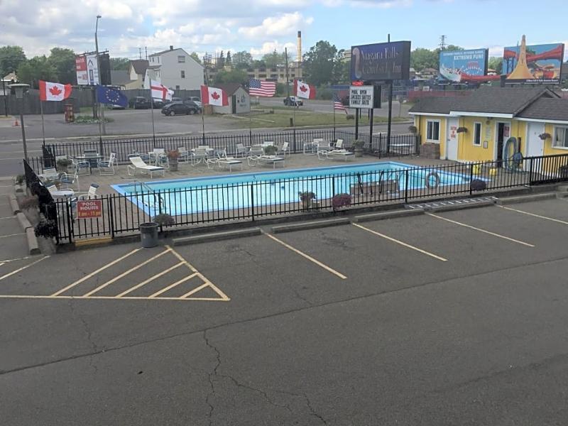 Niagara Falls Courtside Inn Екстериор снимка
